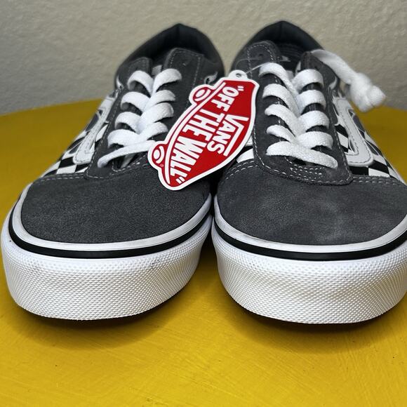 Vans Boy's Ward Flame Checker White Skate Shoes Youth Size 4 - Picture 8 of 14